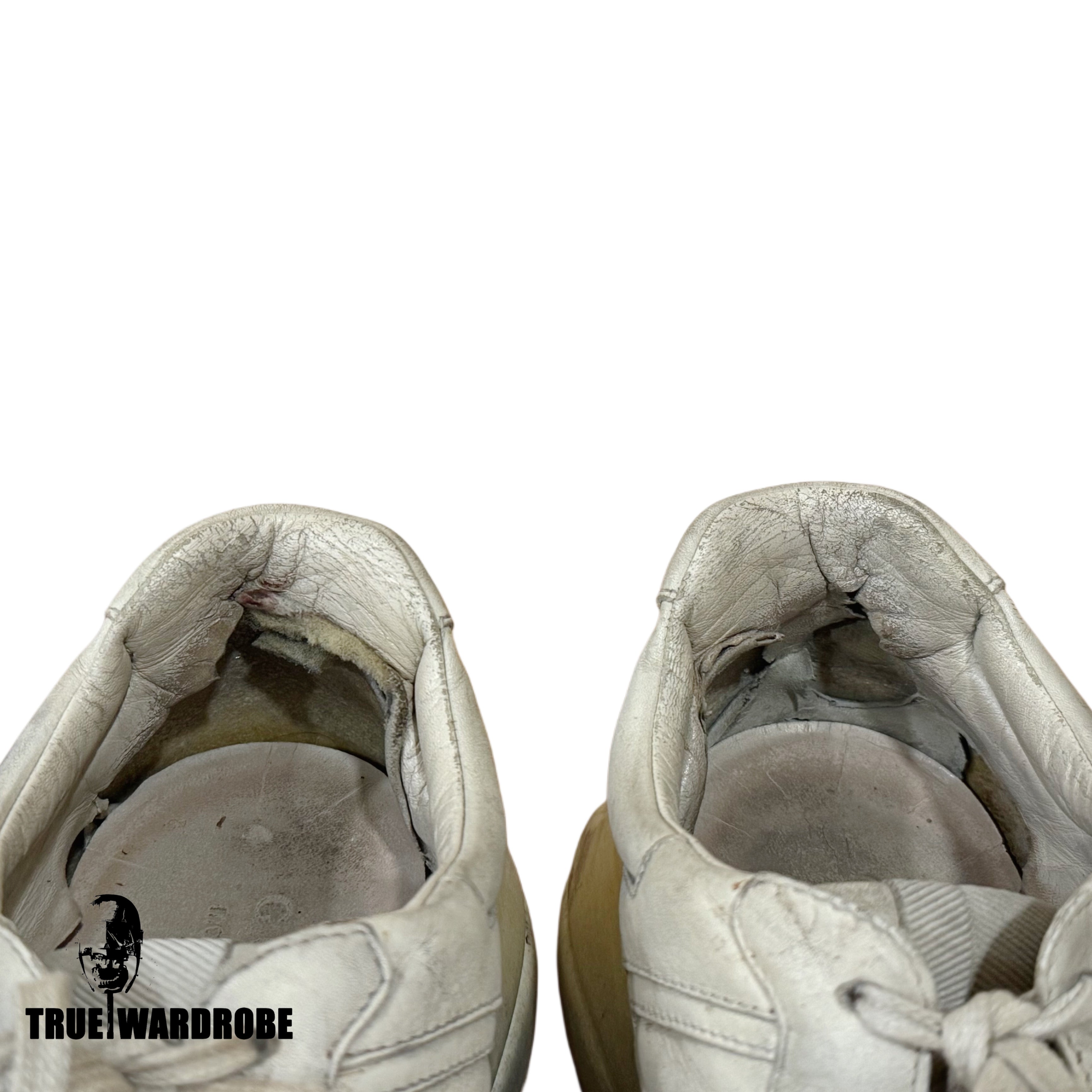 Gucci Rython Tongue Logo Distressed Milk Sneakers