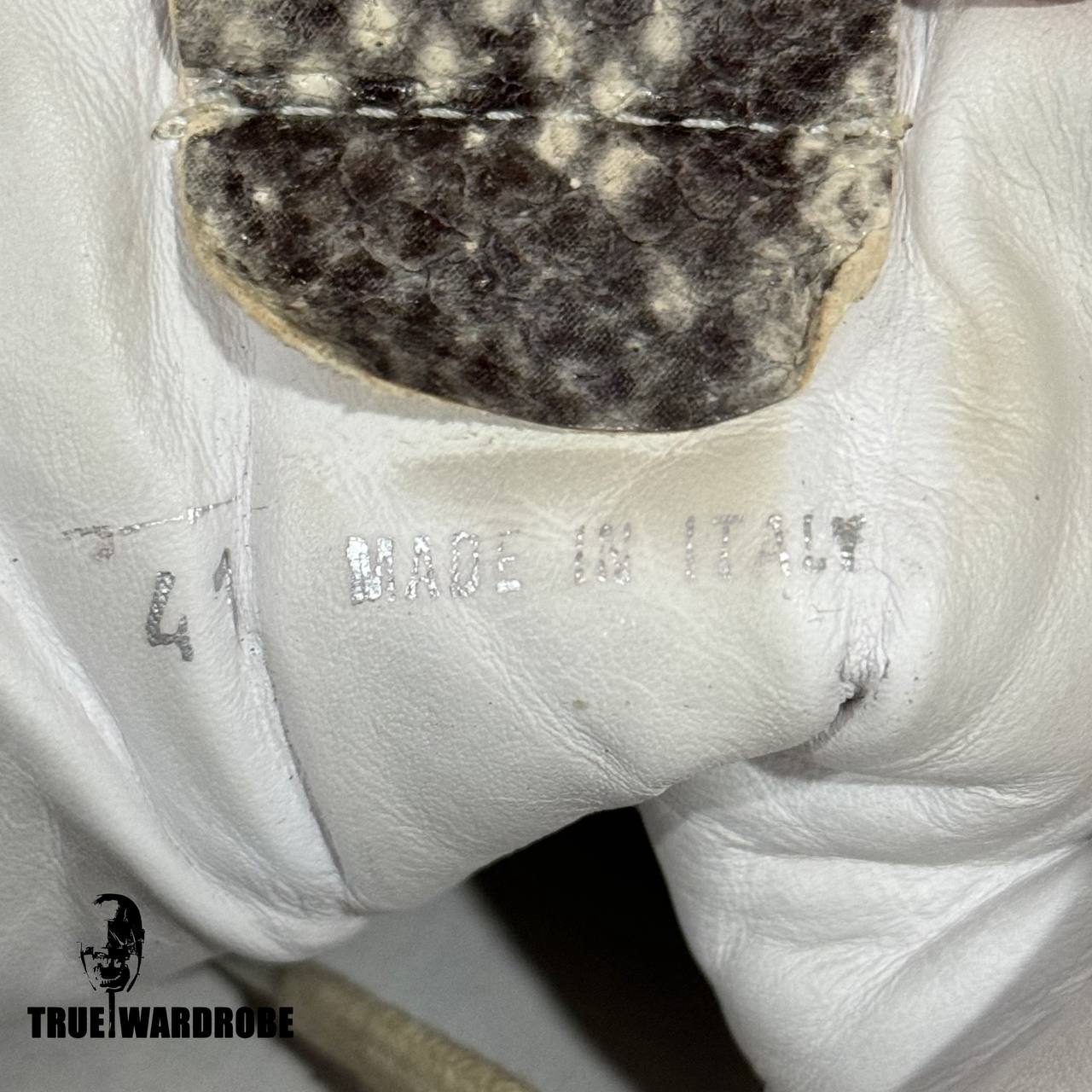 Cinza Araia Platform Snakeskin Python Leather Sneakers